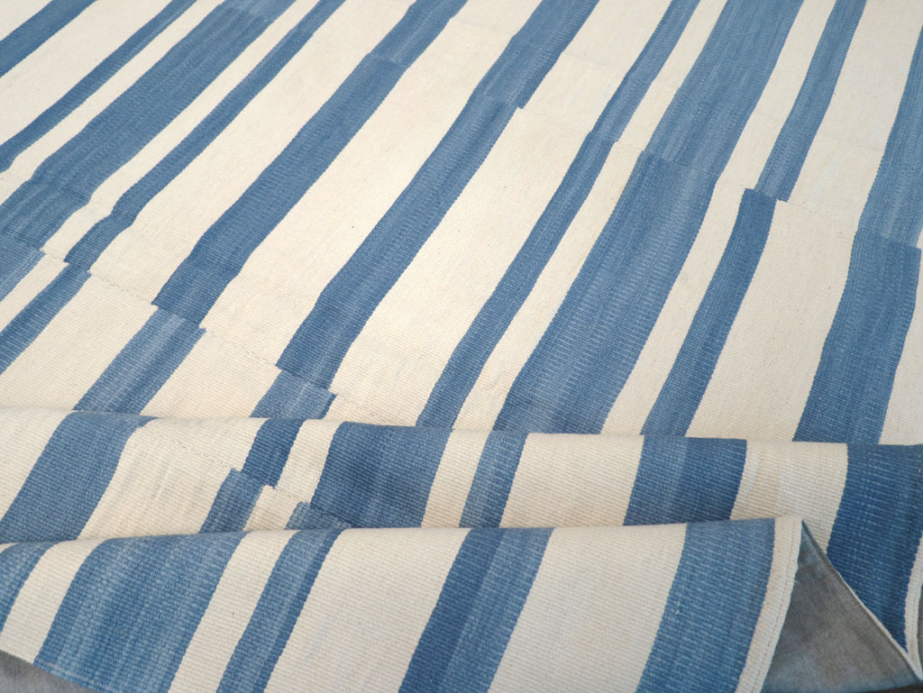 Modern Turkish Flatweave Kilim, No.32649 - Gss