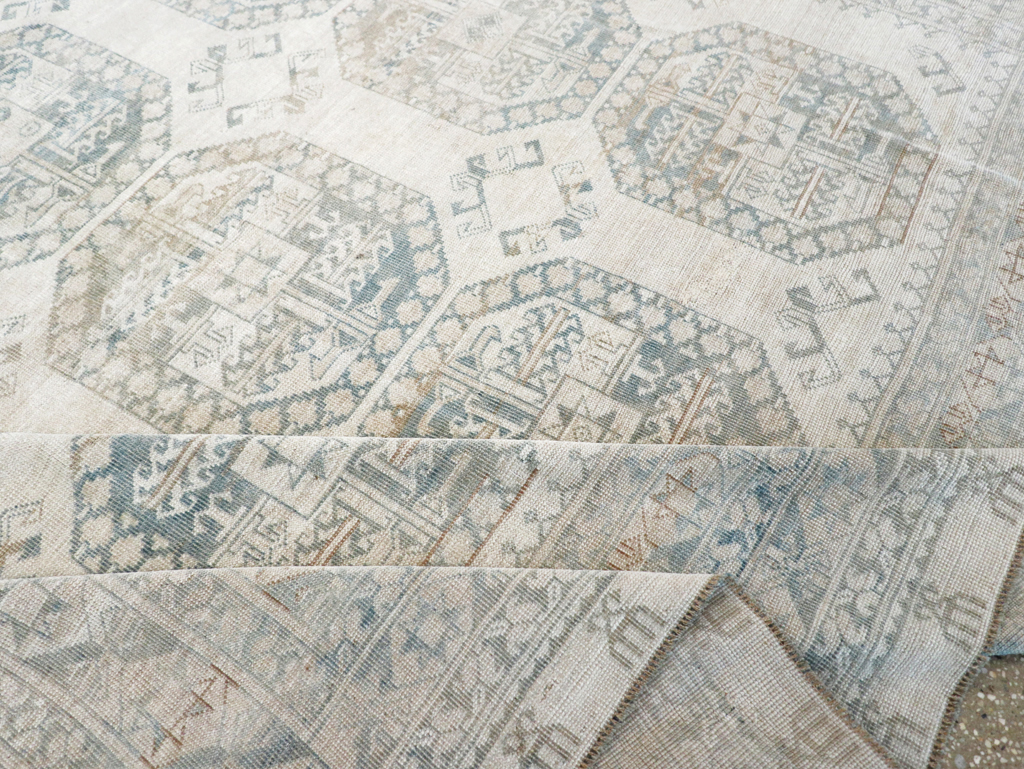 Vintage Central Asian Turkoman Room Size Carpet, No.32661 - Gss