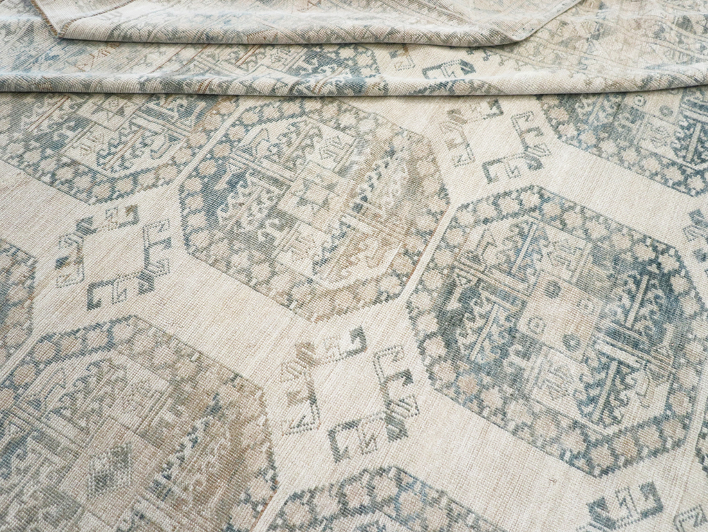 Vintage Central Asian Turkoman Room Size Carpet, No.32661 - Gss