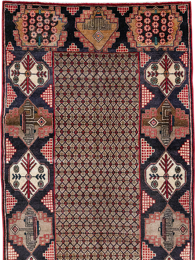 Vintage Persian Serab Gallery Rug, No.32738 - Gss