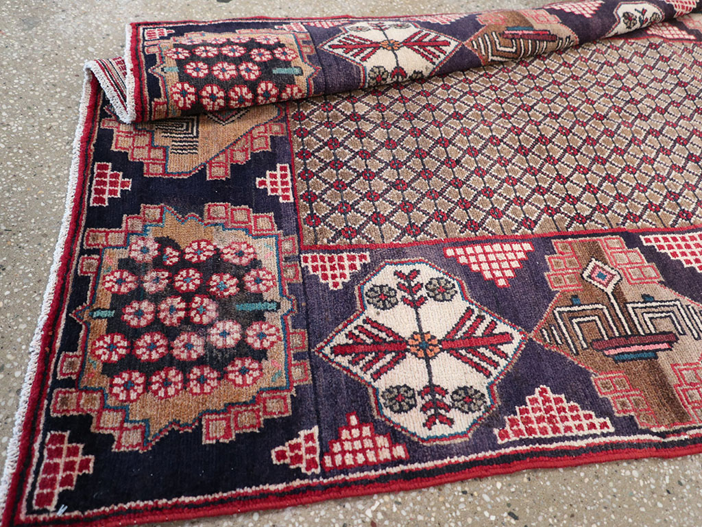 Vintage Persian Serab Gallery Rug, No.32738 - Gss