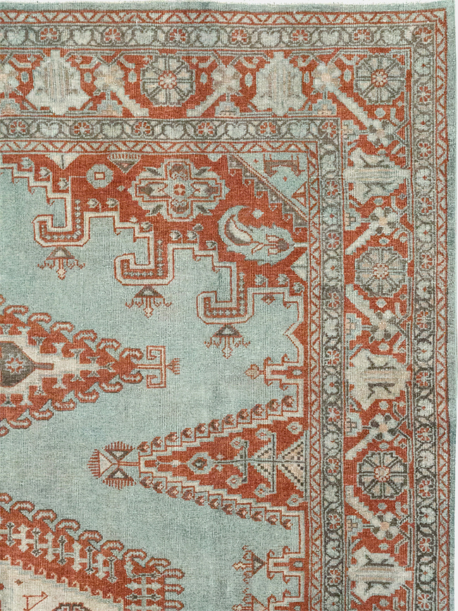 Vintage Persian Veece Accent Carpet, No.32774 - Gss