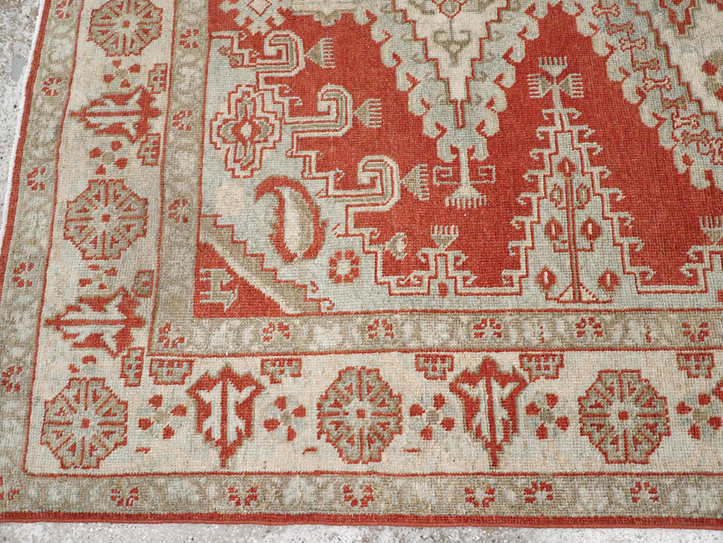Vintage Persian Veece Accent Rug, No.32906 - Gss