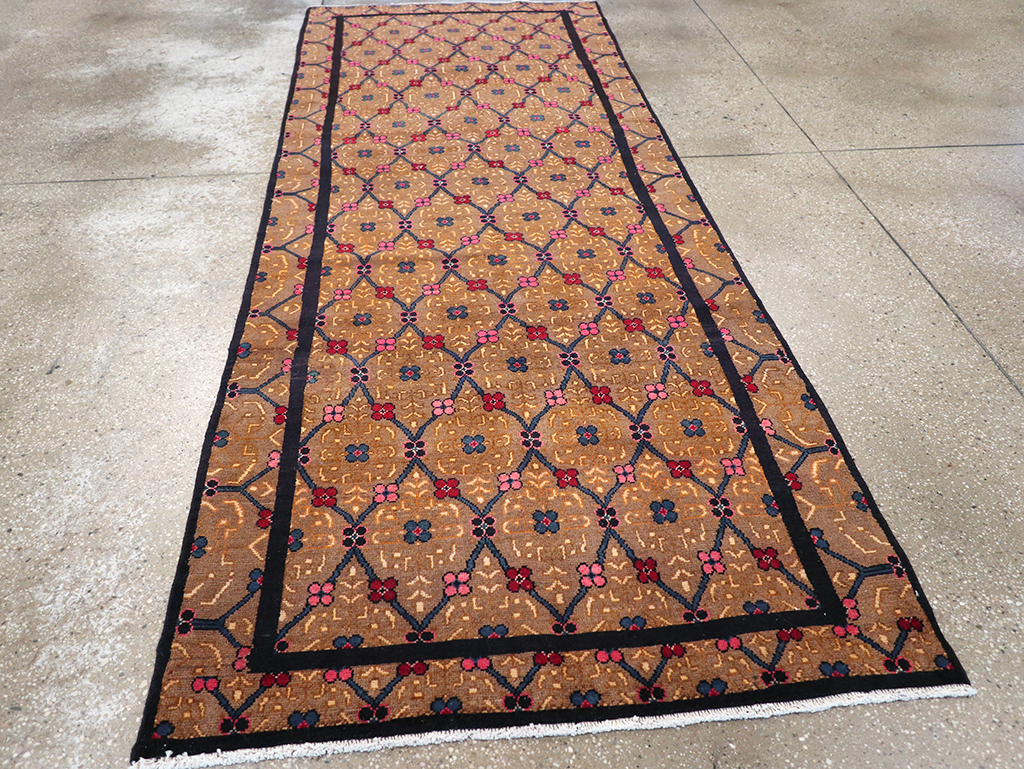 Vintage Persian Serab Gallery Rug, No.32909 - Gss