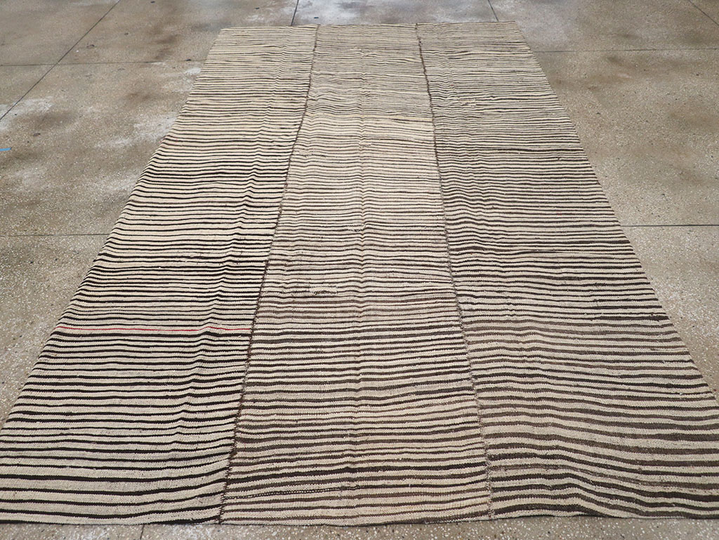 Vintage Persian Flatweave Kilim Room Size Carpet, No.32918 - Gss