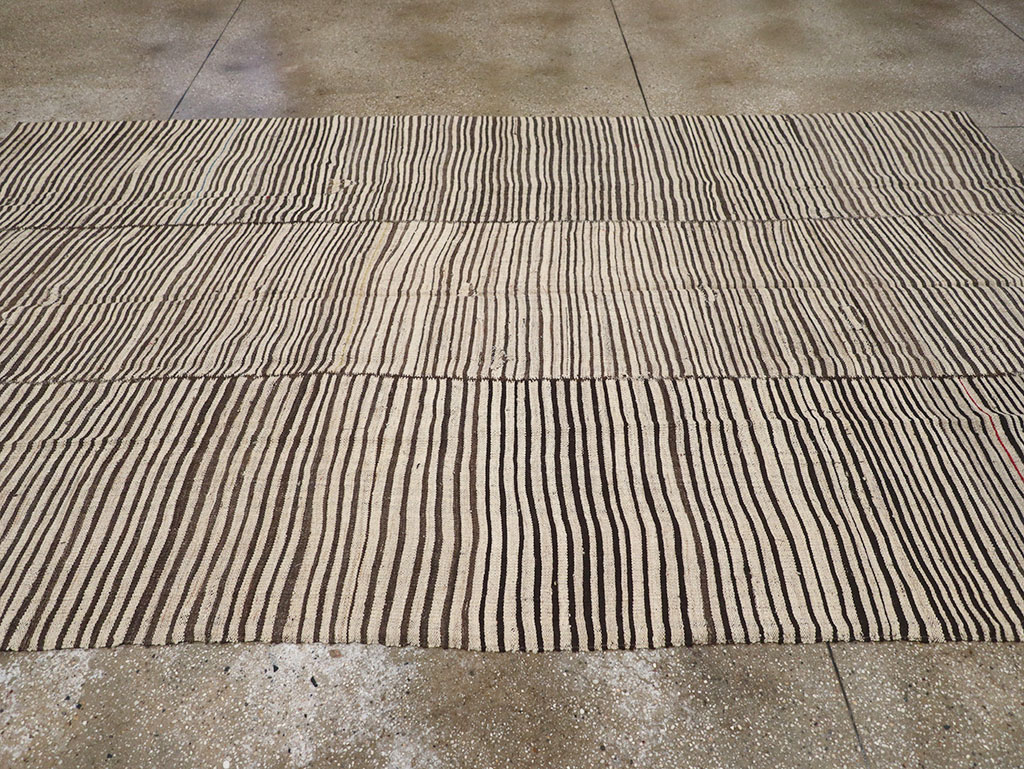 Vintage Persian Flatweave Kilim Room Size Carpet, No.32918 - Gss