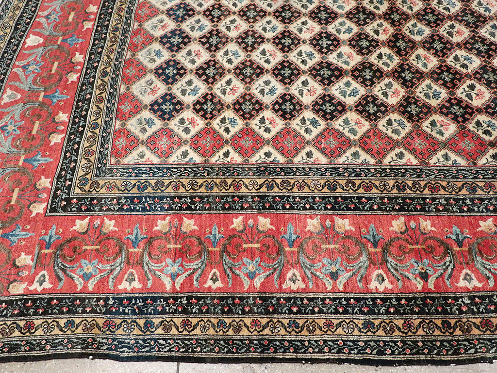 Vintage Persian Bakhtiari Room Size Carpet, No.32934 - Gss