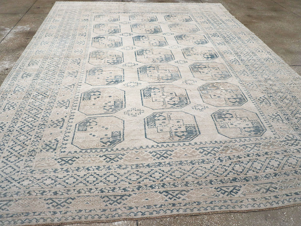 Vintage Central Asian Turkoman Room Size Carpet, No.32945 - Gss