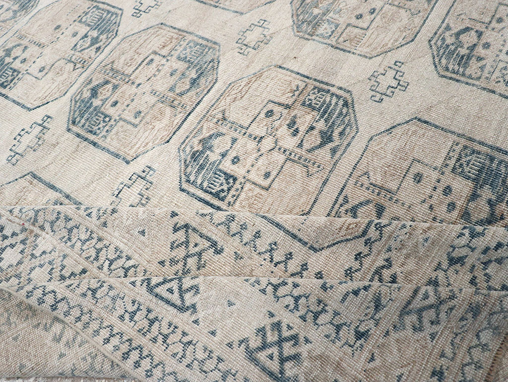 Vintage Central Asian Turkoman Room Size Carpet, No.32945 - Gss