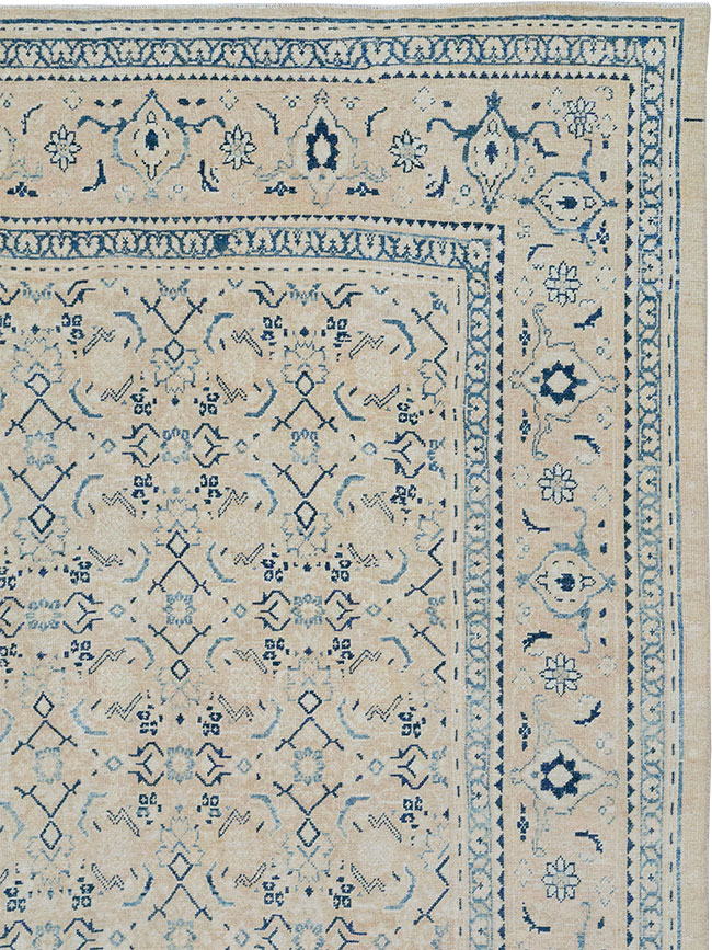 Vintage Persian Mahal Room Size Carpet, No.32946 - Gss