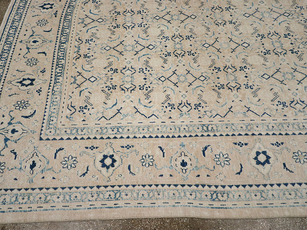 Vintage Persian Mahal Room Size Carpet, No.32946 - Gss