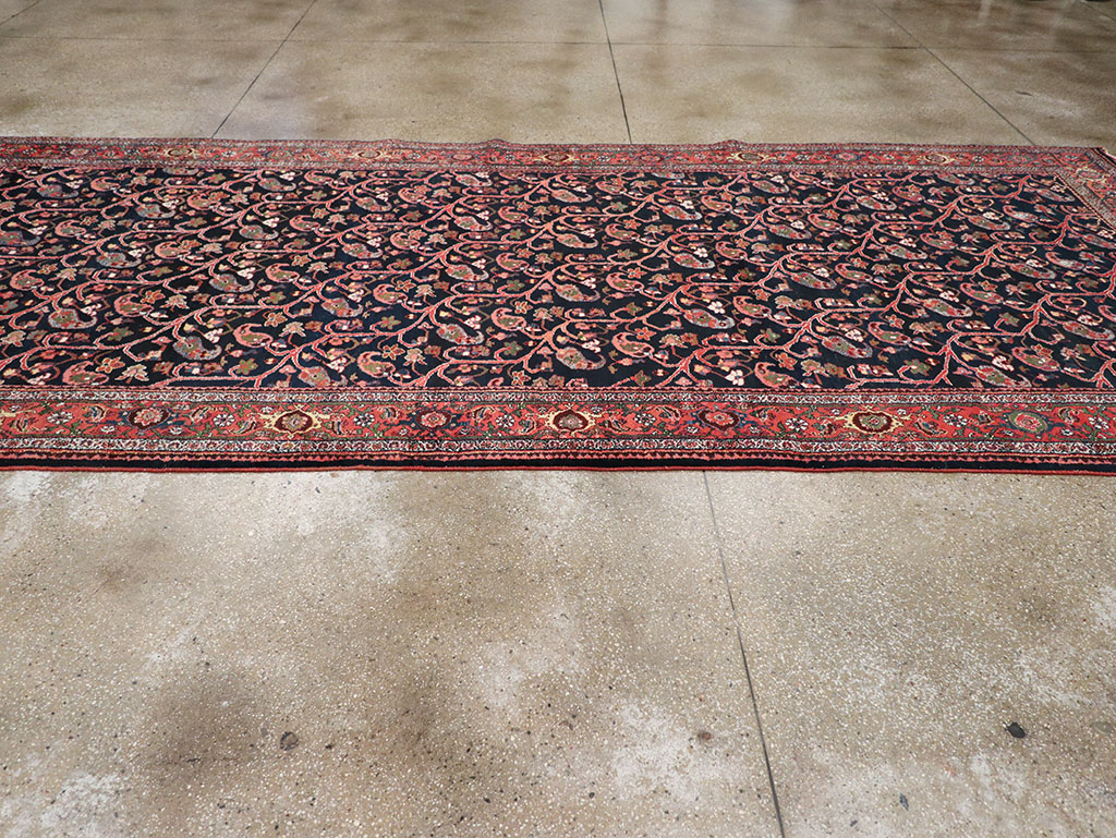 Antique Persian Bidjar Gallery Carpet, No.32953 - Gss