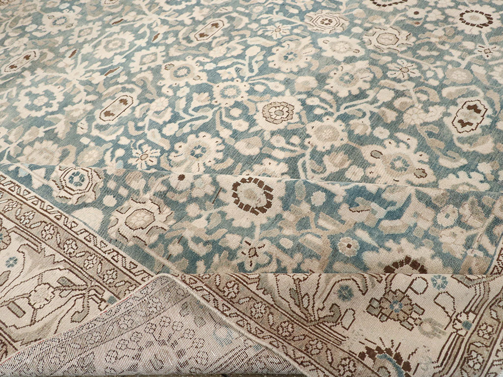 Antique Persian Mahal Room Size Rug, No.32965 - Gss