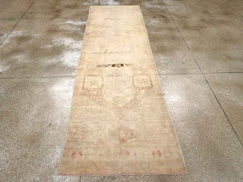 Vintage Turkish Anatolian Runner, No.32979 - Gss