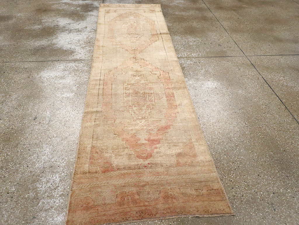 Vintage Turkish Anatolian Runner, No.32985 - Gss