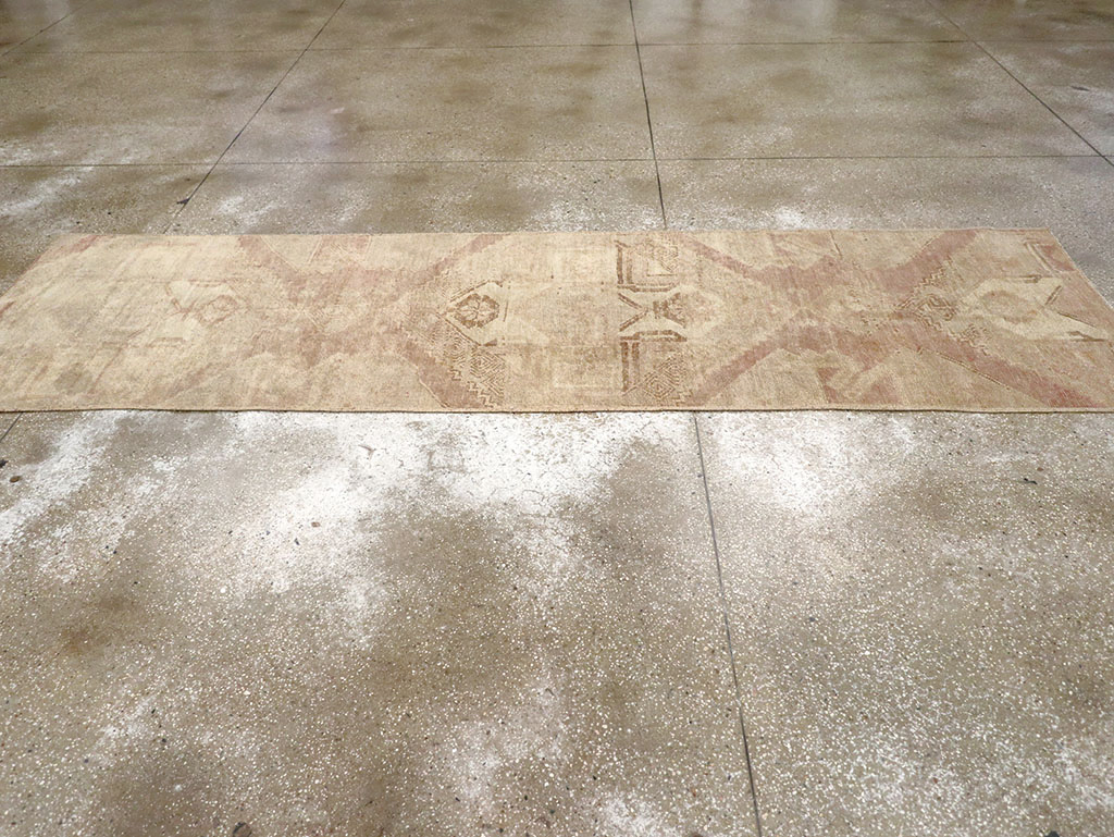 Vintage Turkish Anatolian Runner, No.32988 - Gss