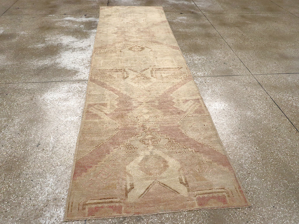 Vintage Turkish Anatolian Runner, No.32988 - Gss