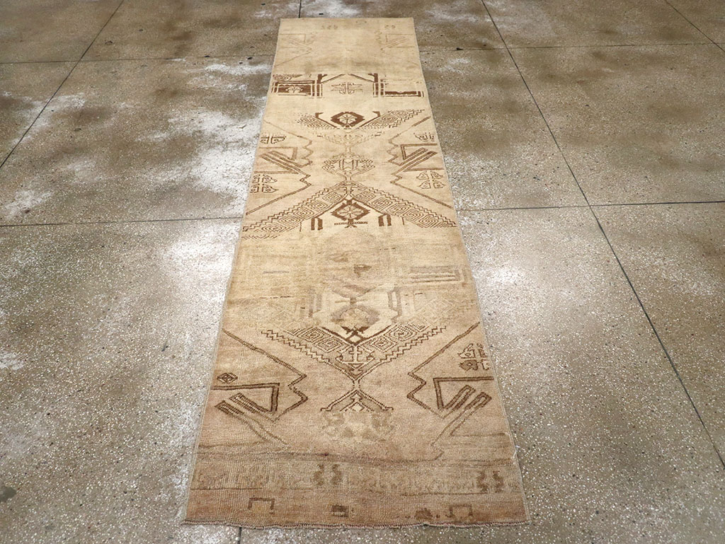 Vintage Turkish Anatolian Runner, No.32990 - Gss