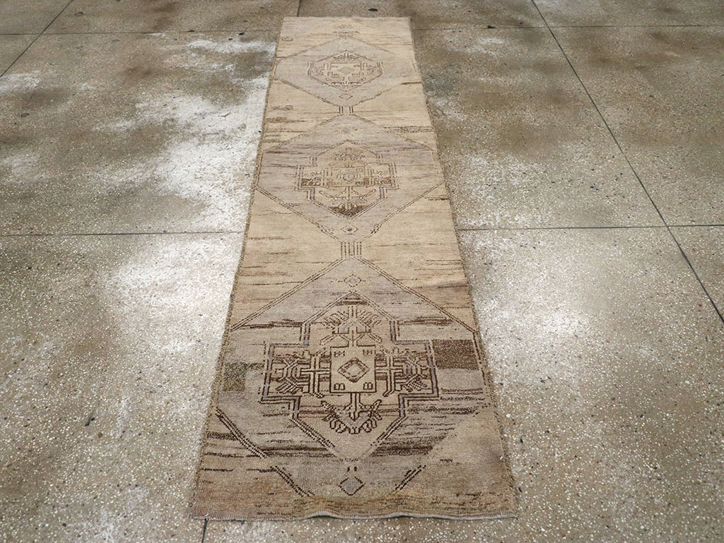 Vintage Turkish Anatolian Runner, No.32993 - Gss