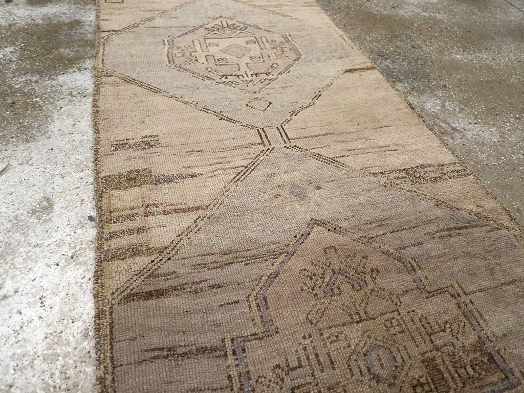 Vintage Turkish Anatolian Runner, No.32993 - Gss