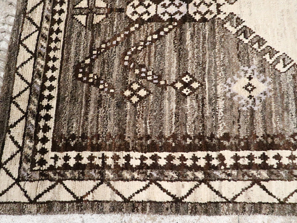 Modern Persian Gabbeh Accent Rug, No.32995 - Gss