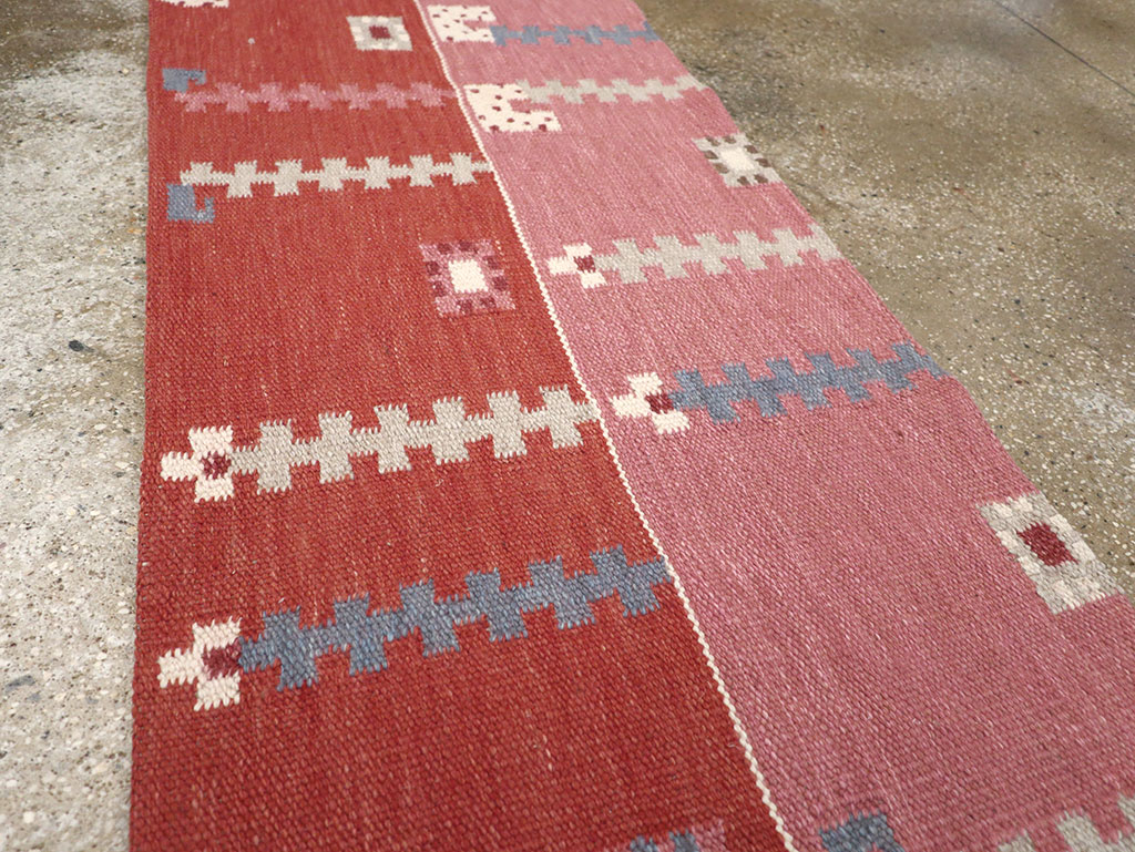 Modern Turkish Flatweave Kilim Runner, No.33000 - Gss