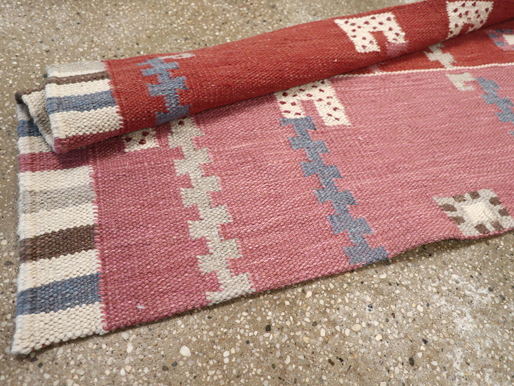 Modern Turkish Flatweave Kilim Runner, No.33000 - Gss
