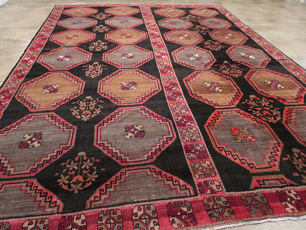 Vintage Turkish Anatolian Large Carpet, No.33004 - Gss