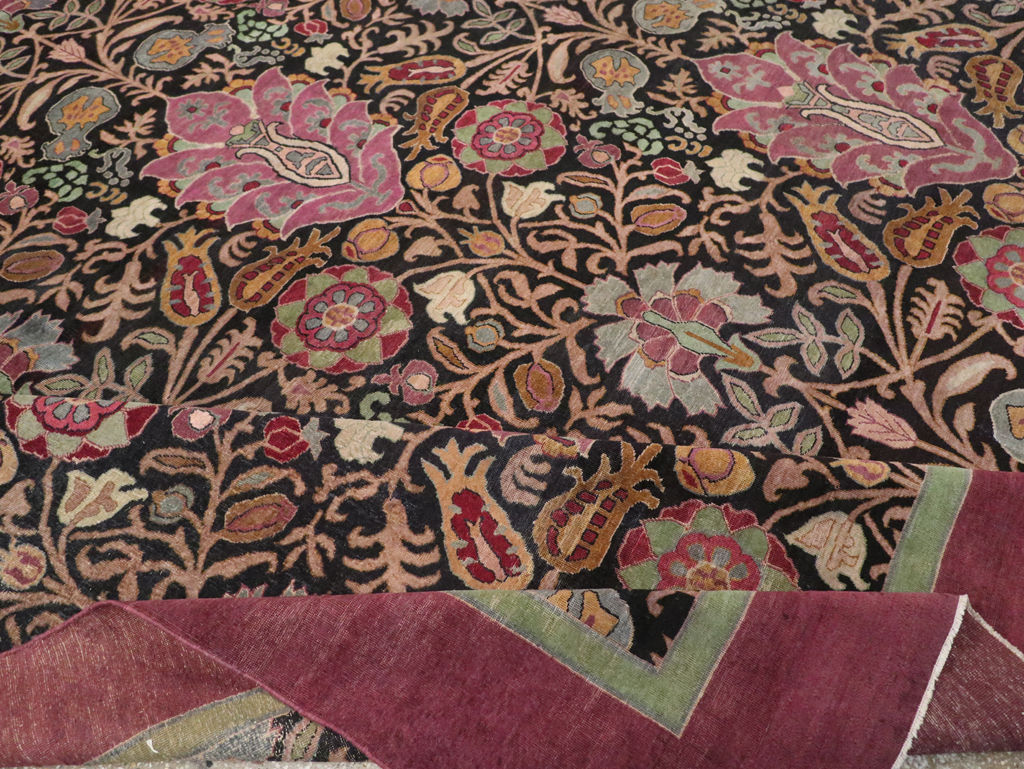 Antique Indian Agra Room Size Carpet, No.33019 - Gss