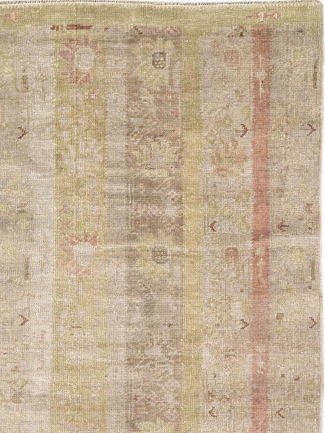 Antique Turkish Ghiordes Room Size Carpet, No.33020 - Gss