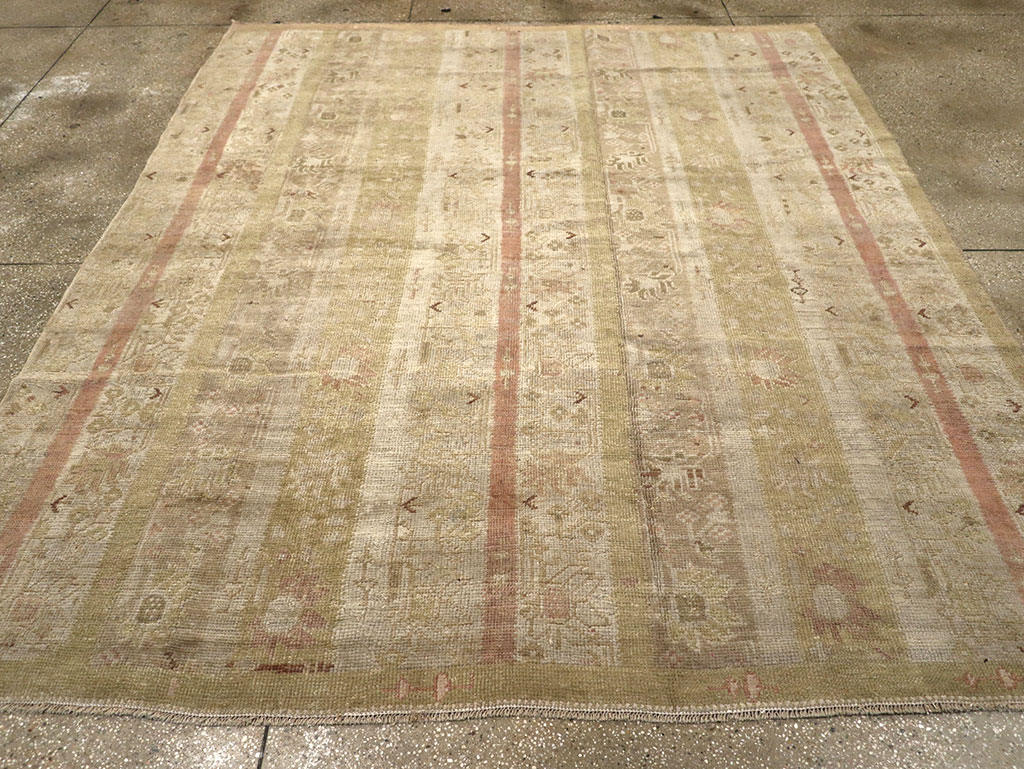 Antique Turkish Ghiordes Room Size Carpet, No.33020 - Gss