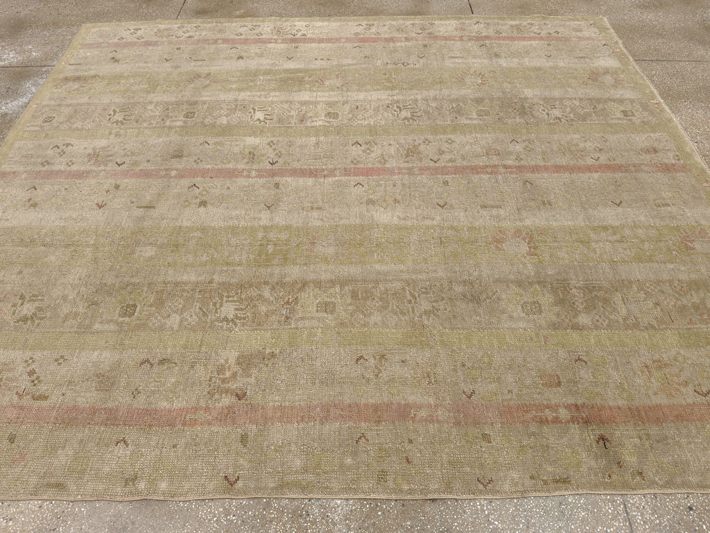 Antique Turkish Ghiordes Room Size Carpet, No.33020 - Gss