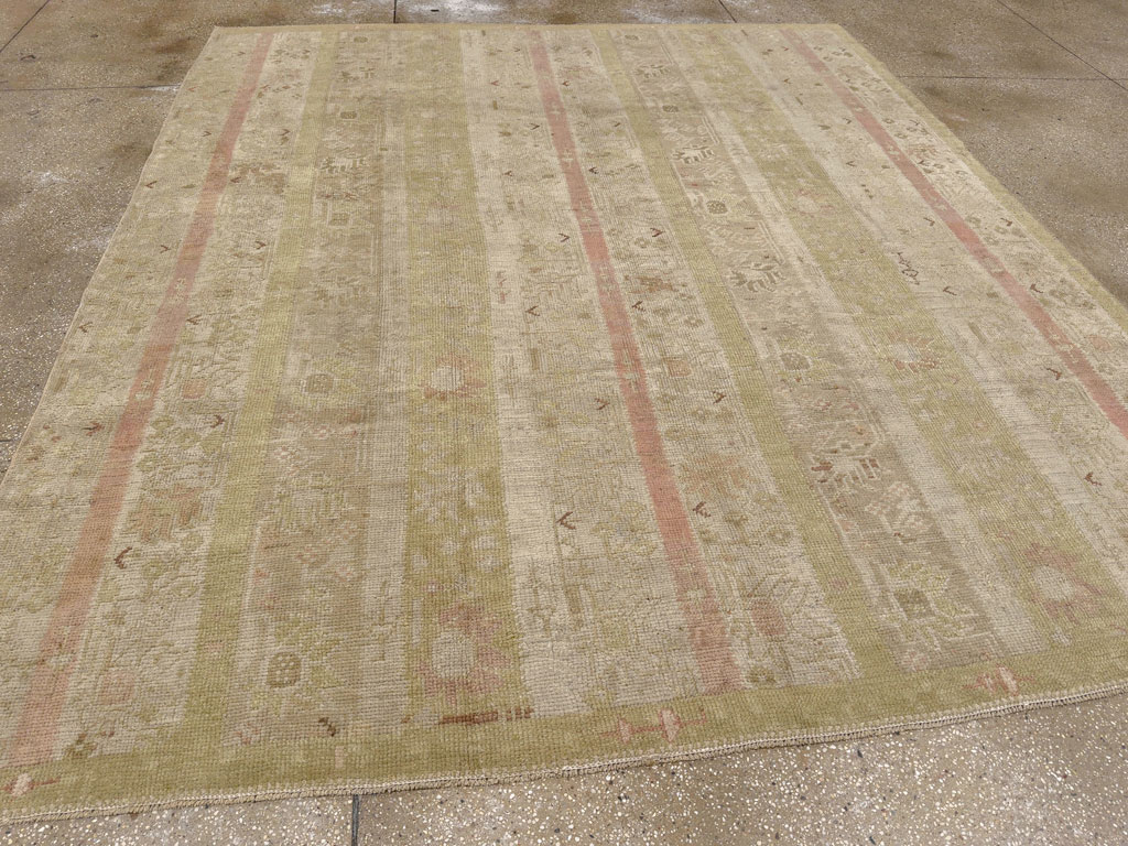 Antique Turkish Ghiordes Room Size Carpet, No.33020 - Gss