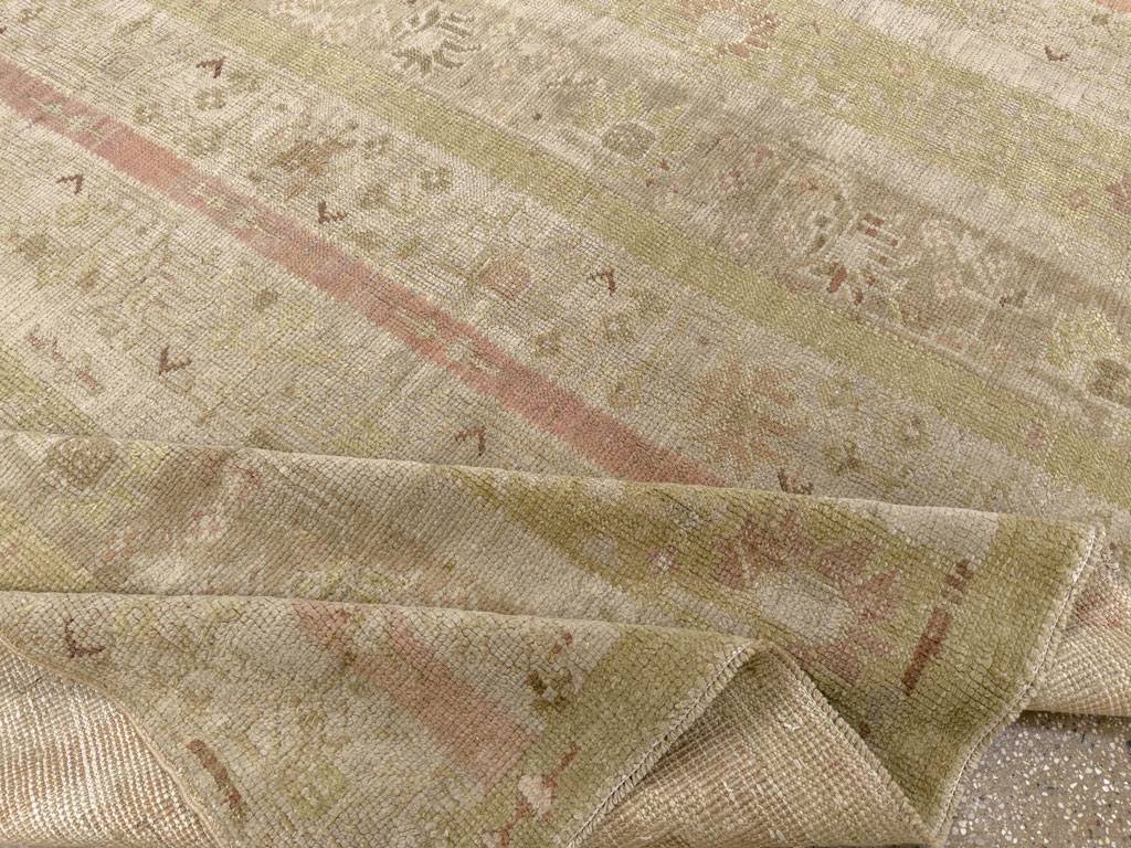 Antique Turkish Ghiordes Room Size Carpet, No.33020 - Gss