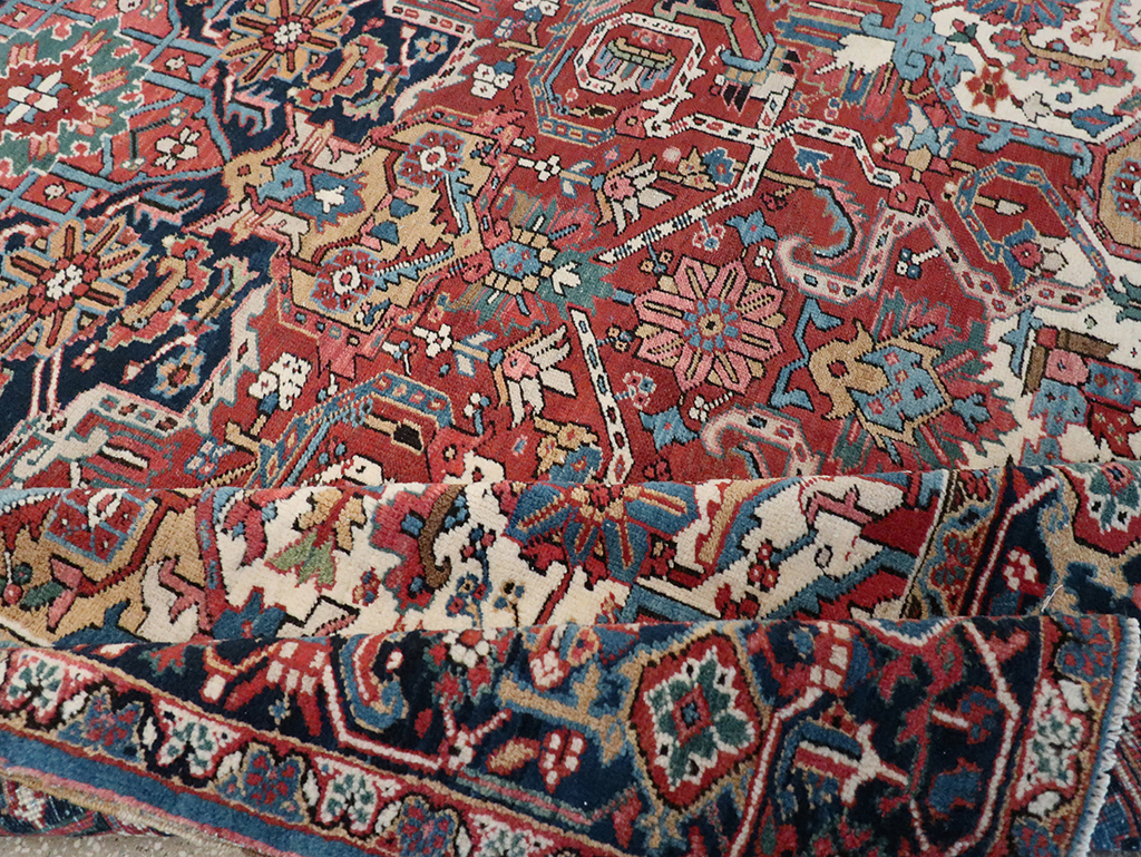 Vintage Persian Heriz Room Size Carpet, No.33042 - Gss