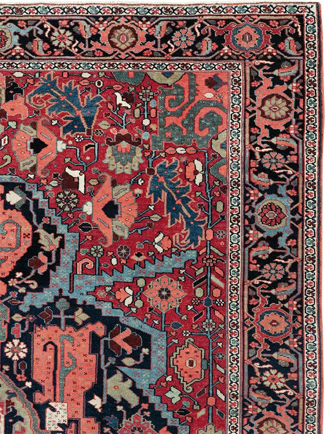 Antique Persian Heriz Accent Rug, No.33044 - Gss
