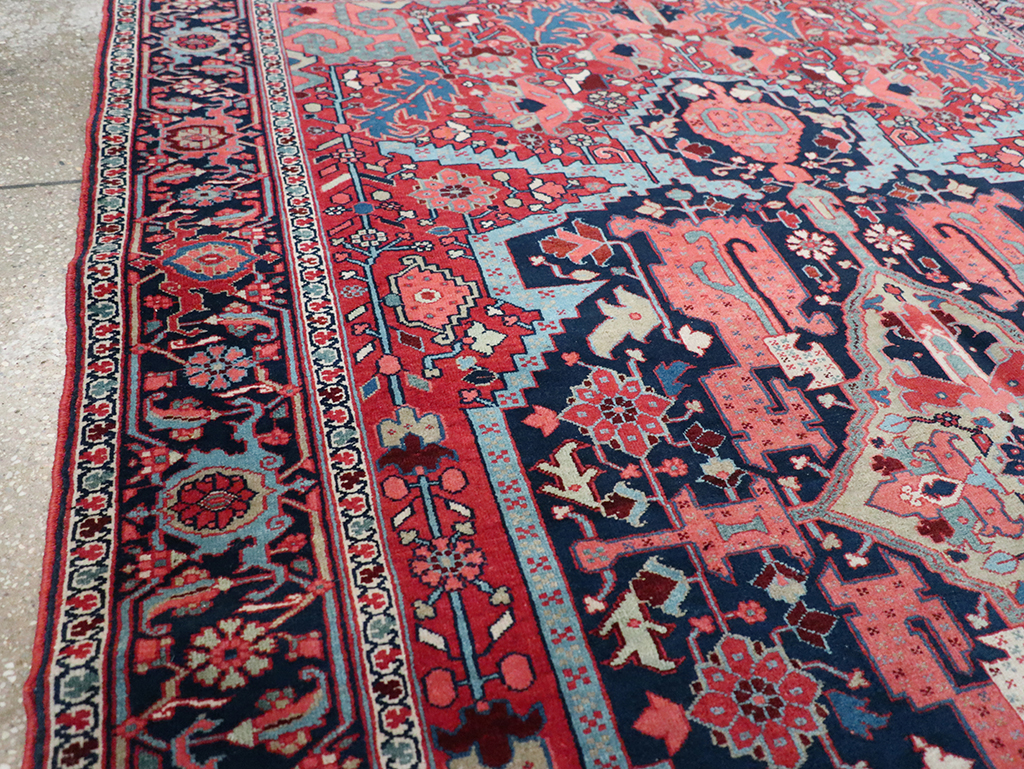 Antique Persian Heriz Accent Rug, No.33044 - Gss