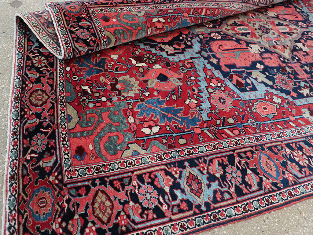 Antique Persian Heriz Accent Rug, No.33044 - Gss