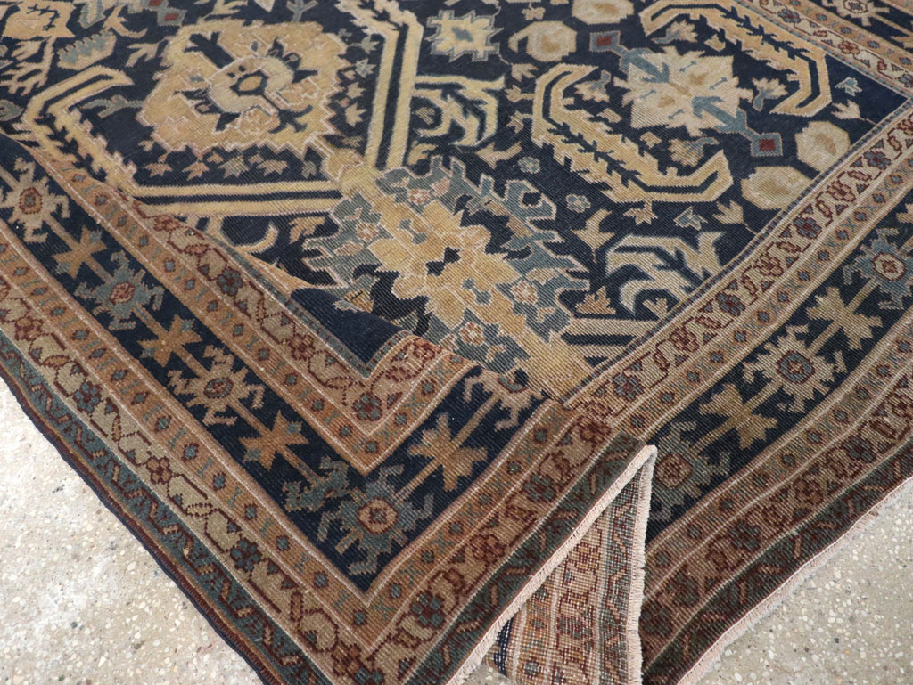 Vintage Indian Lahore Accent Rug, No.33046 - Gss