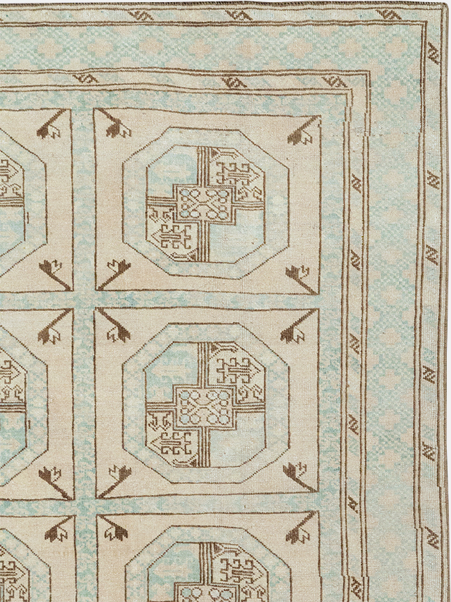 Vintage Turkish Anatolian Accent Rug, No.33049 - Gss