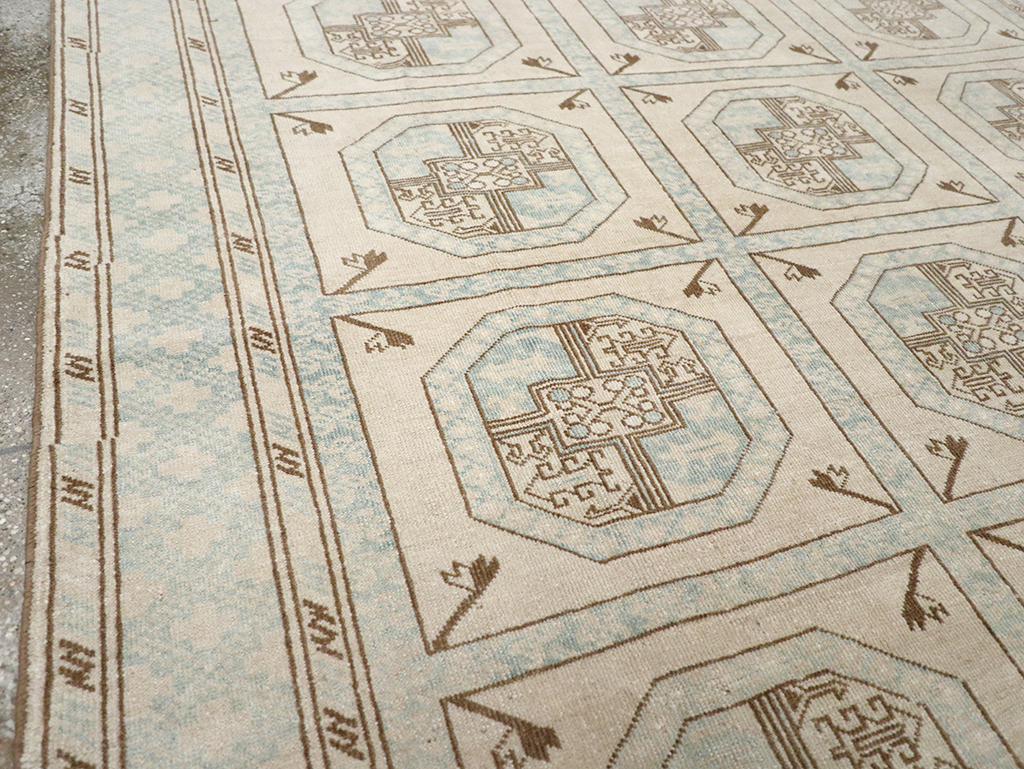 Vintage Turkish Anatolian Accent Rug, No.33049 - Gss