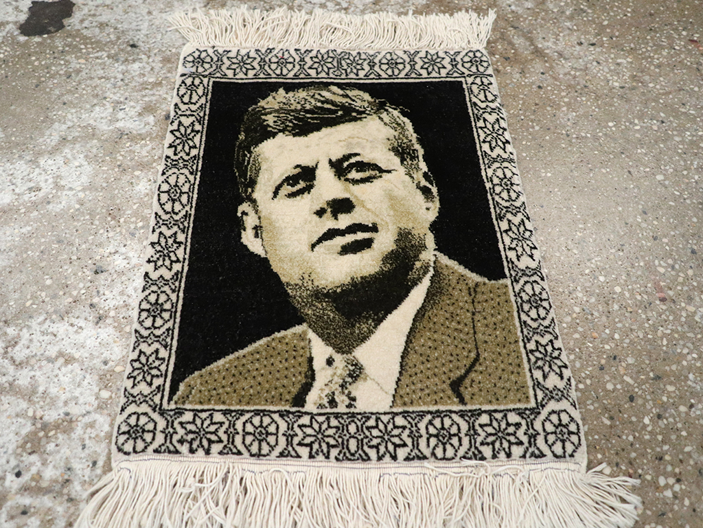 Vintage Persian Tabriz Pictorial Rug, No.33066 - Gss