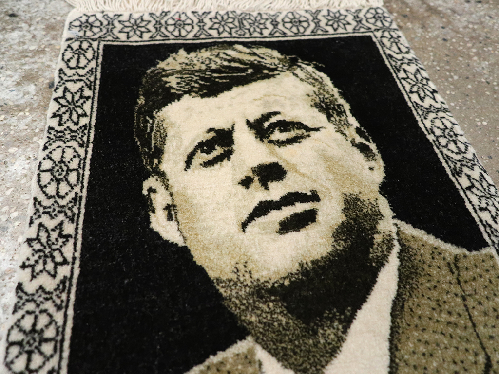 Vintage Persian Tabriz Pictorial Rug, No.33066 - Gss