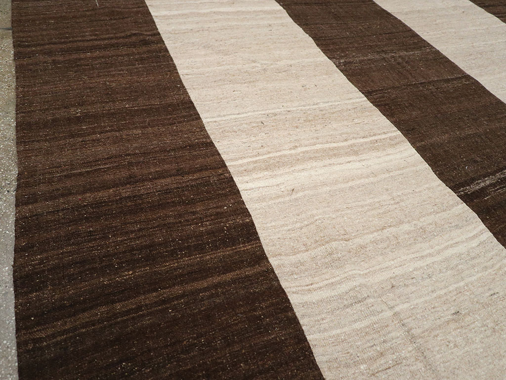 Vintage Turkish Flatweave Kilim Room Size Carpet, No.33070 - Gss