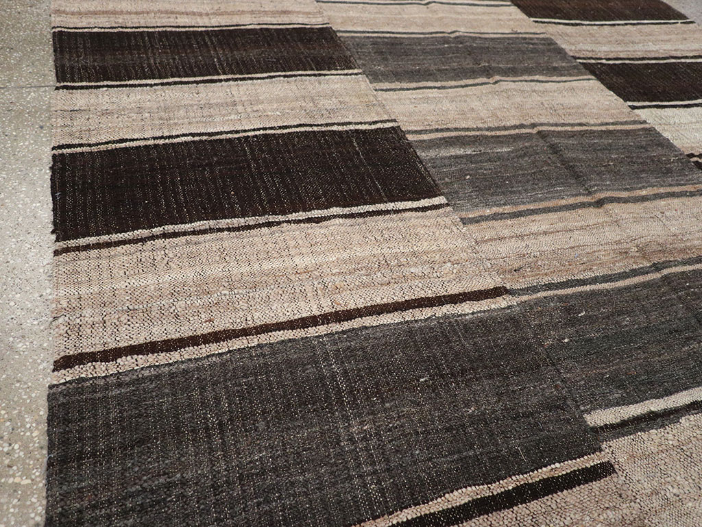 Vintage Turkish Flatweave Kilim Accent Rug, No.33091 - Gss