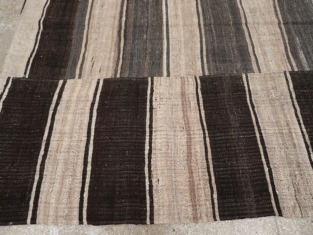 Vintage Turkish Flatweave Kilim Accent Rug, No.33091 - Gss