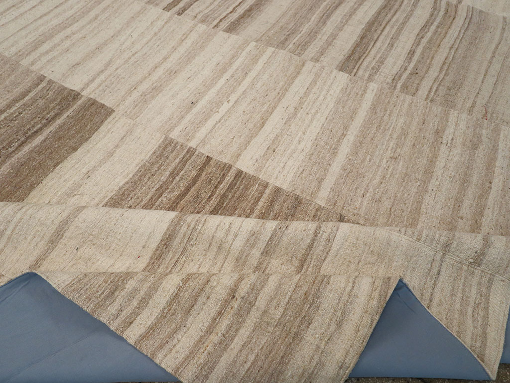 Vintage Turkish Flatweave Kilim Large Room Size Carpet, No.33098 - Gss