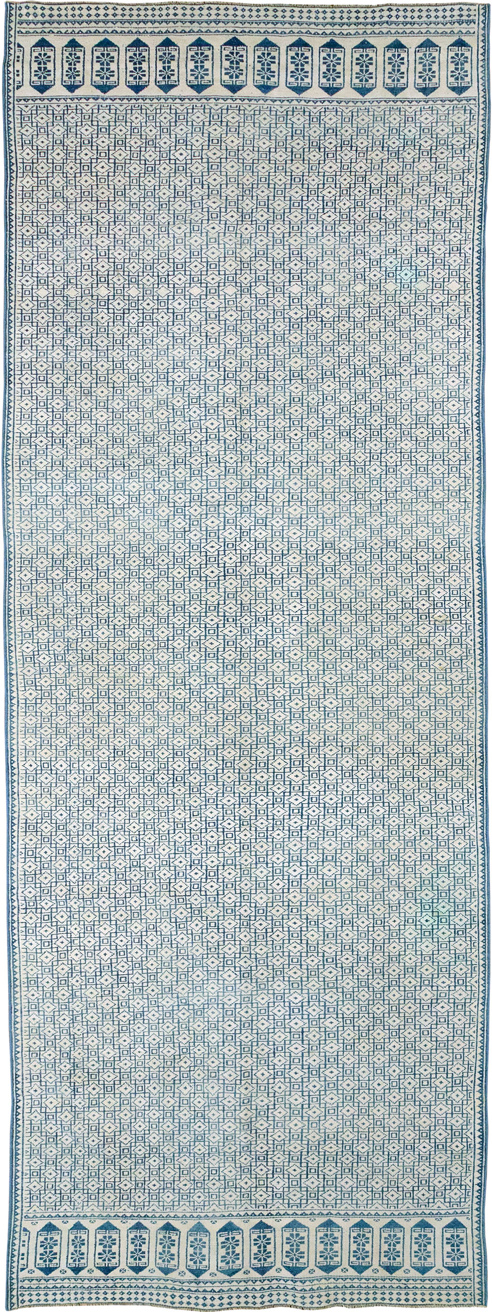 Vintage Turkish Flatweave Kilim Long and Narrow Carpet, No.33114 - Gss