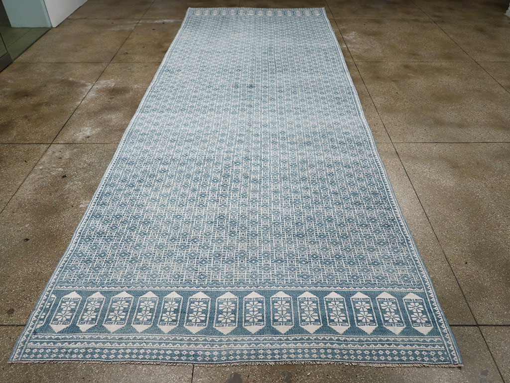 Vintage Turkish Flatweave Kilim Long and Narrow Carpet, No.33114 - Gss