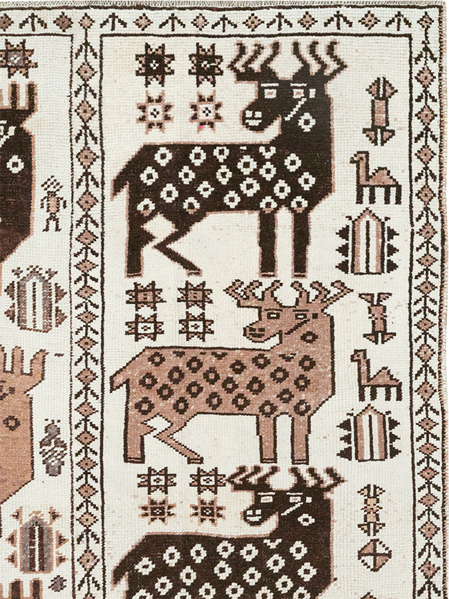 Vintage Turkish Pictorial Room Size Carpet, No.33119 - Gss